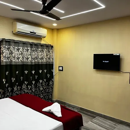 The Padmavathi Homestay Visakhapatnam Exterior photo