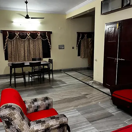 The Padmavathi Homestay Visakhapatnam Exterior photo